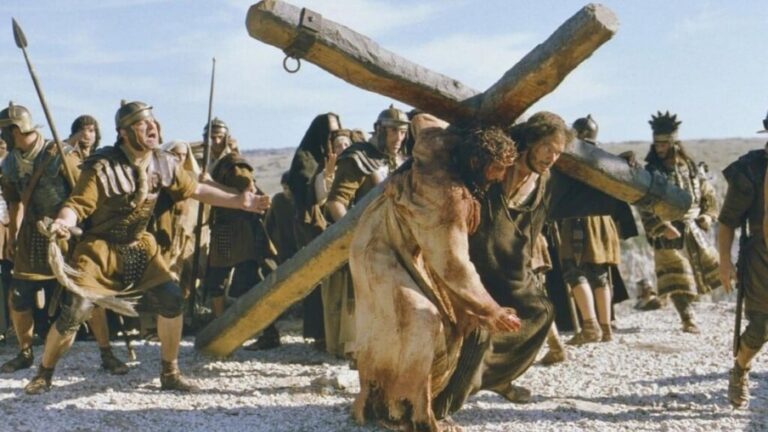 a-paixao-Cristo-carregando-a-cruz
