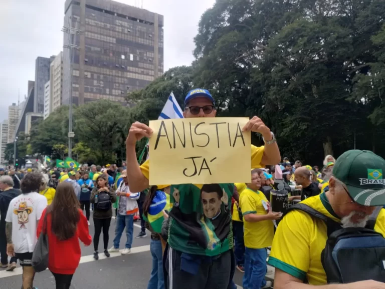 manifestacao-na-paulista-abril-2025