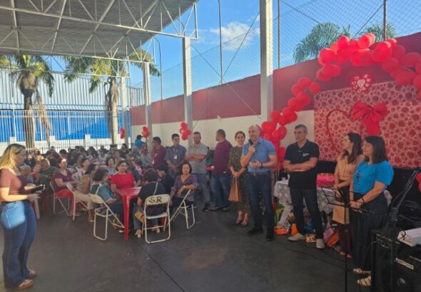 centro-de-referencia-do-idoso-dia-das-maes