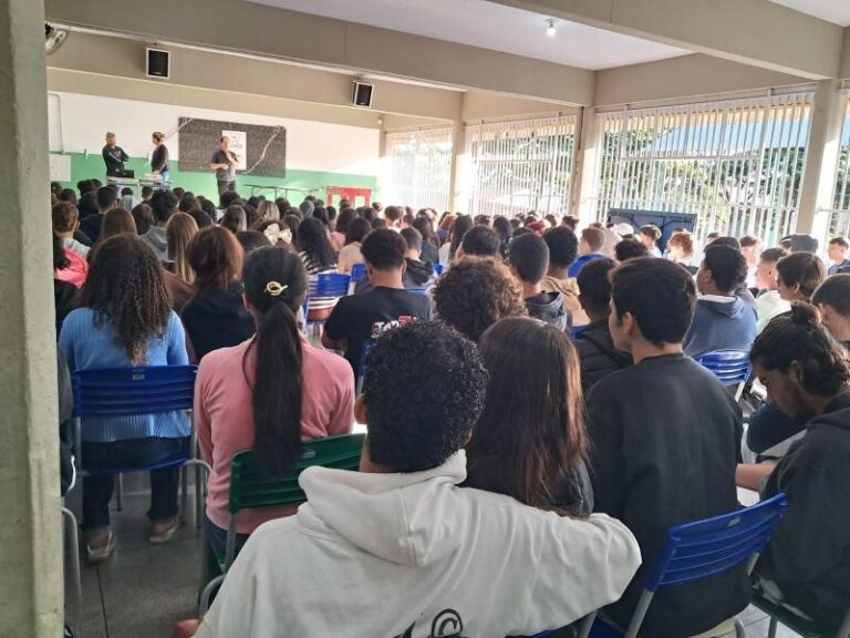 palestra-sobre-drogas-pirapozinho